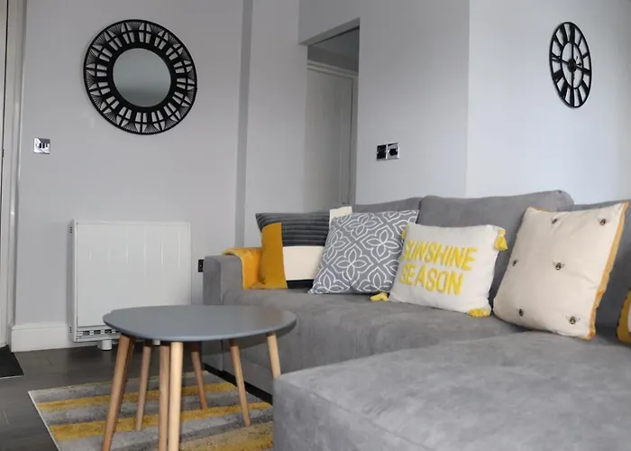 Clock Tower Suite - Central - Near Sea And Shops